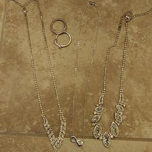 Lot of costume jewelry